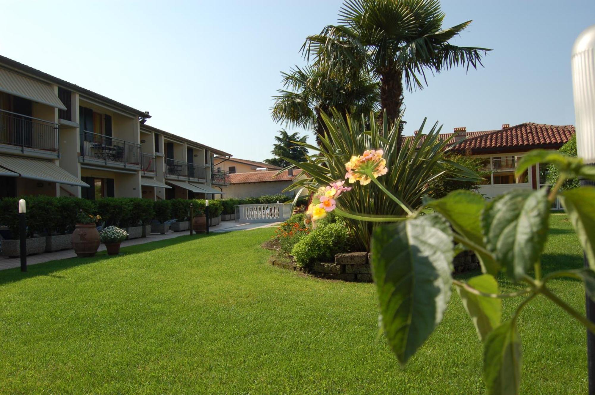 Residence La Margherita Lazise Esterno foto