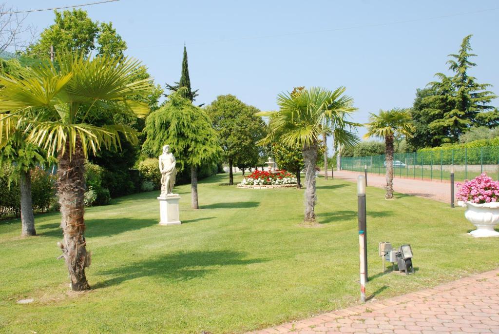 Residence La Margherita Lazise Esterno foto